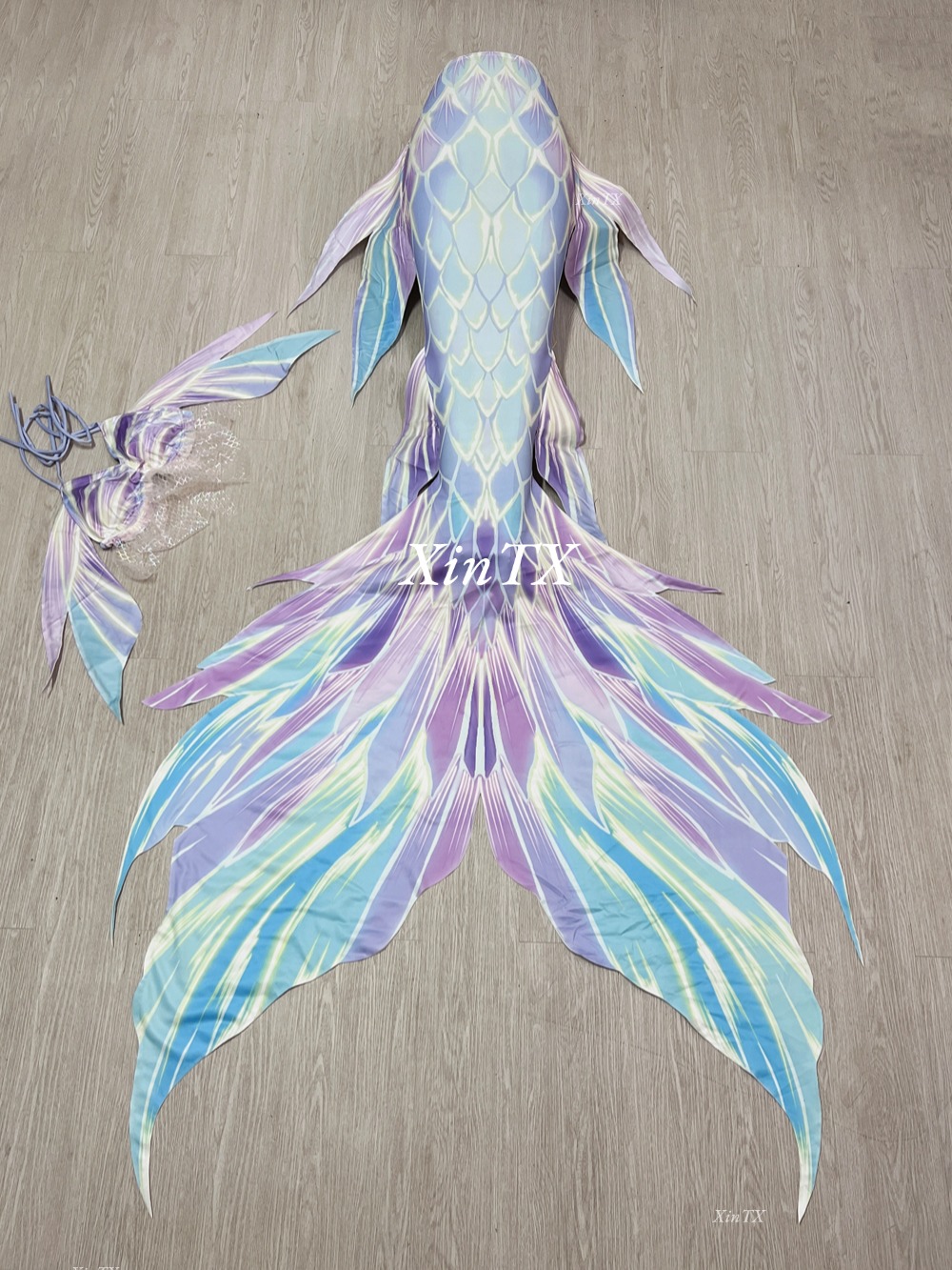 マーメイドテール 大人用水着 オリジナルデザイン 大きな魚の - Photography Of A Man のレビューと価格